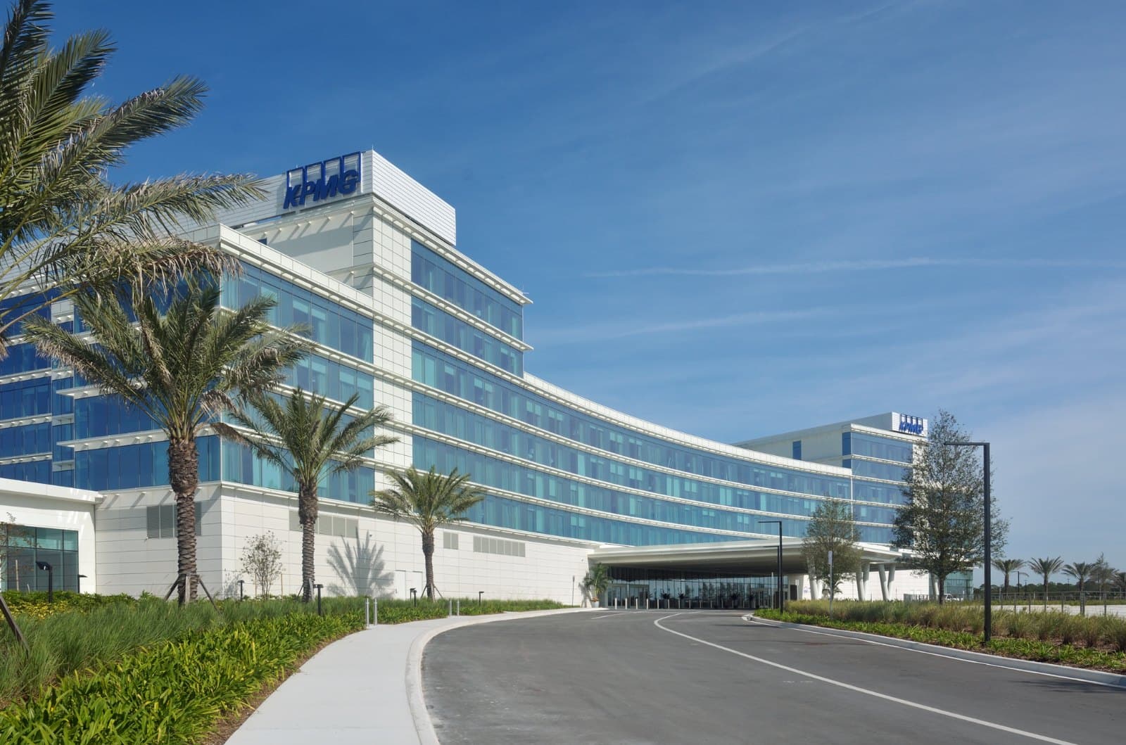KPMG Lakehouse — main entrance and tower, Lake Nona, Orlando